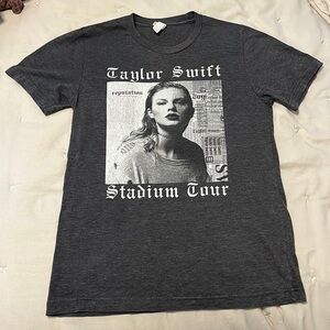 Taylor Swift Stadium Tour Reputation Concert T-Shirt